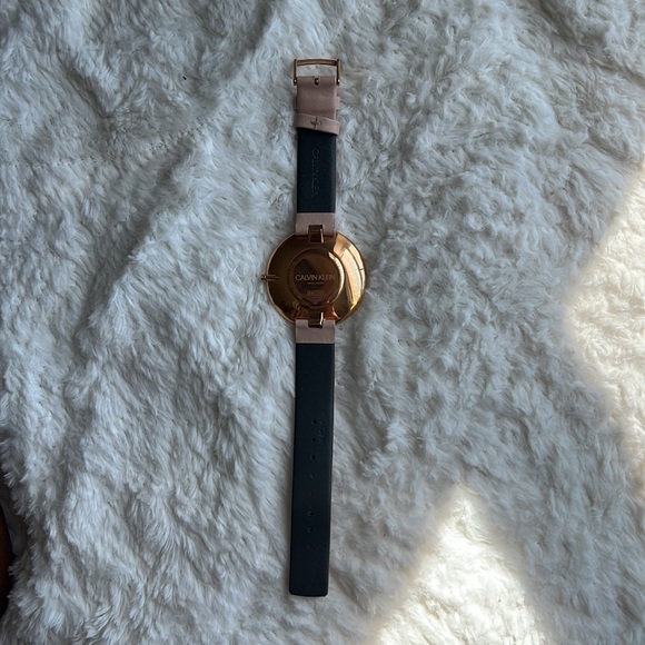 Watch - Picture 2 of 3